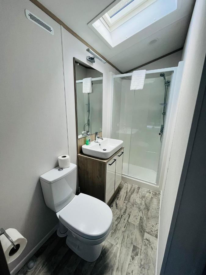 Fir Tree Lodge With Hot Tub Йорк Экстерьер фото